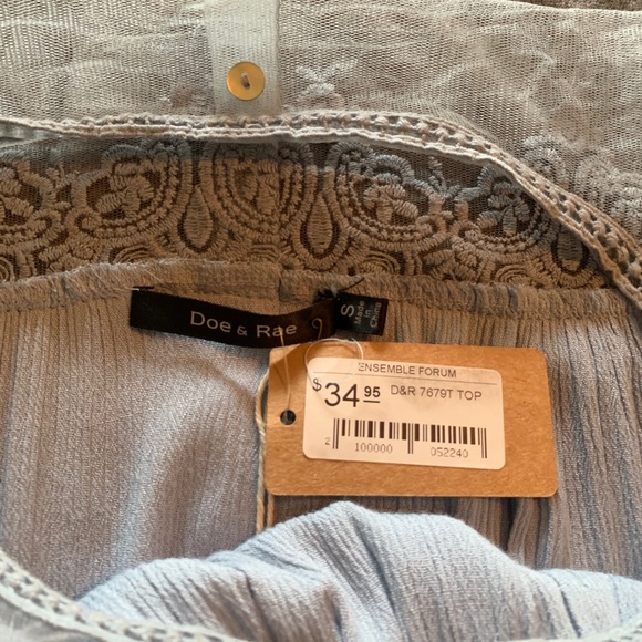 Doe & Rae blouse - Picture 3 of 4